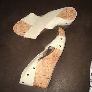 Size 10 Off White Wedges